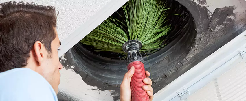 Clogged Air Duct Cleaning Process in Felix-Leclerc, QC