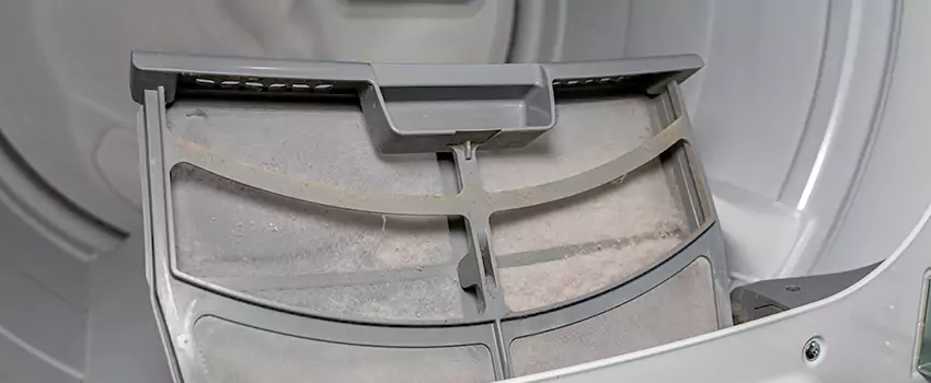 Benefits of Professional Clogged Dryer Vent Cleaning in Montreal West, Quebec