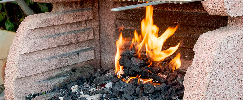 Clean The Fireplace Mantle And Hearth in Montreal West, QC